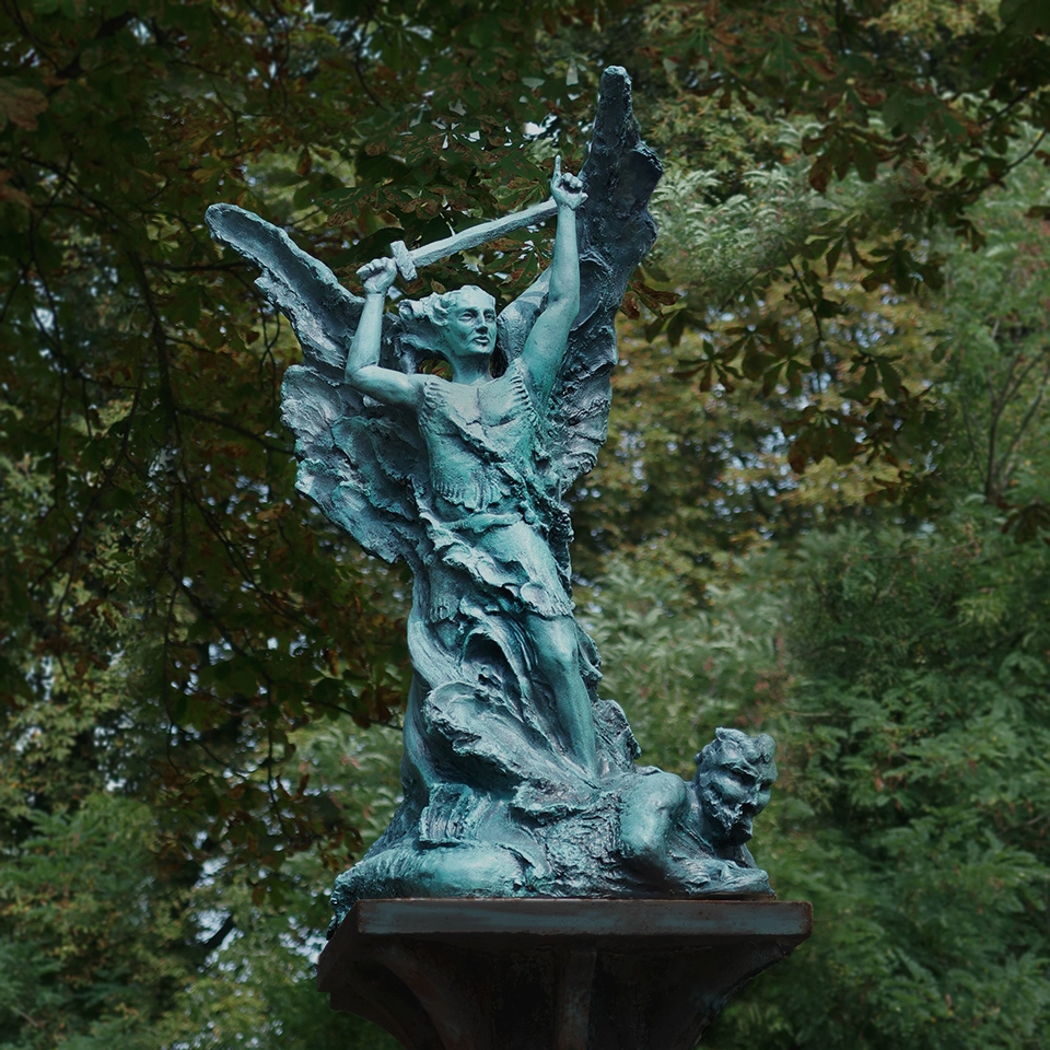 Archanioł rzeźba