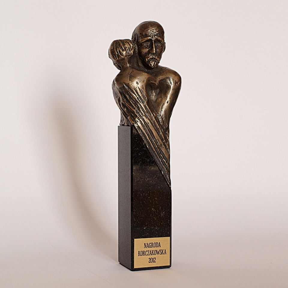 nagroda_korczakowska_statuetka_maciej_muller Nagroda Korczakowska - statuetka