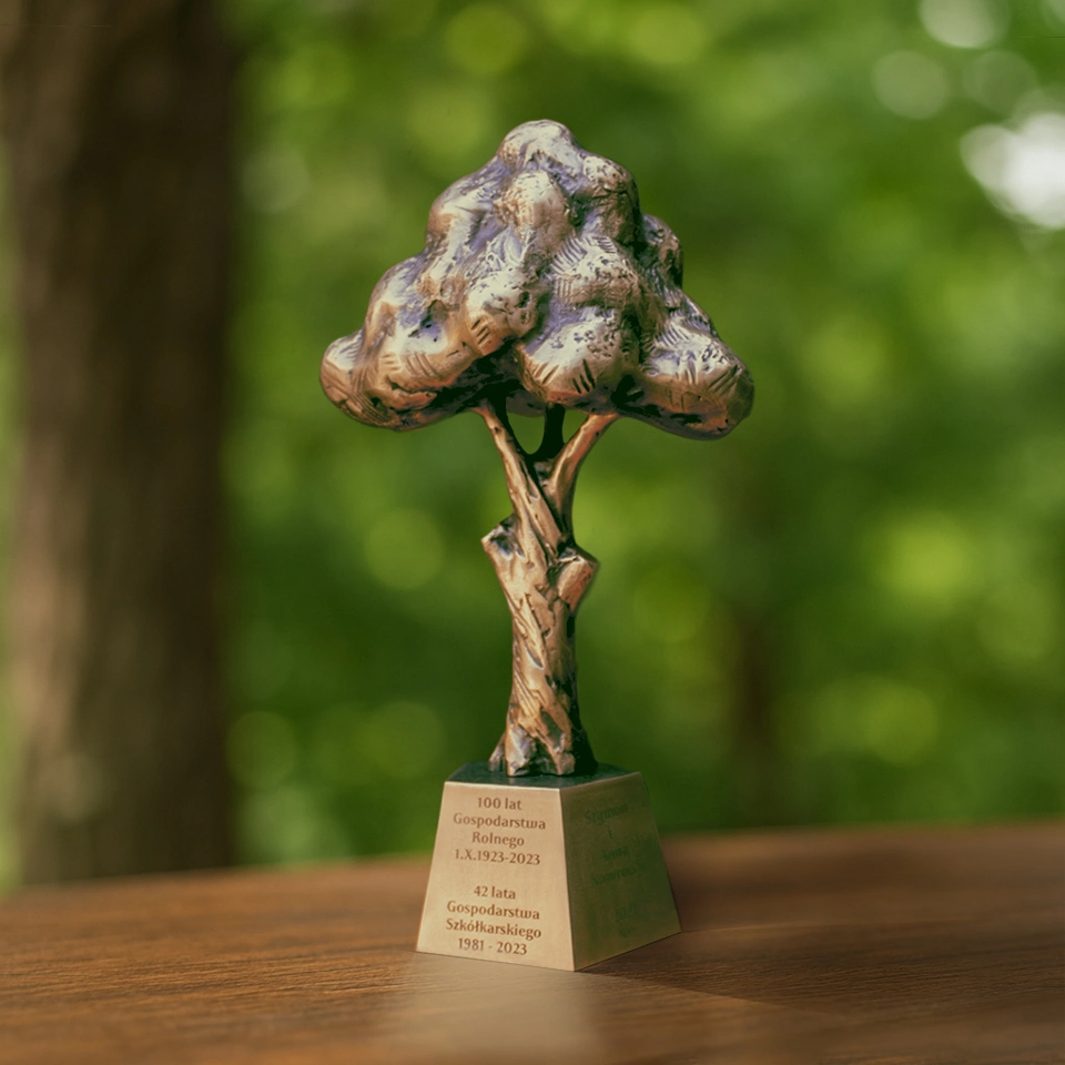 statuetka drzewo